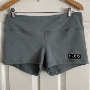 Fleo shorts